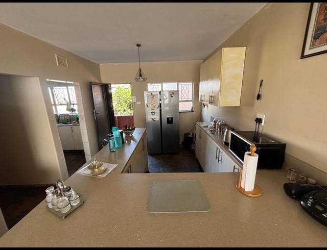 2 BEDROOM PROPERTY TO RENT IN UMBILO